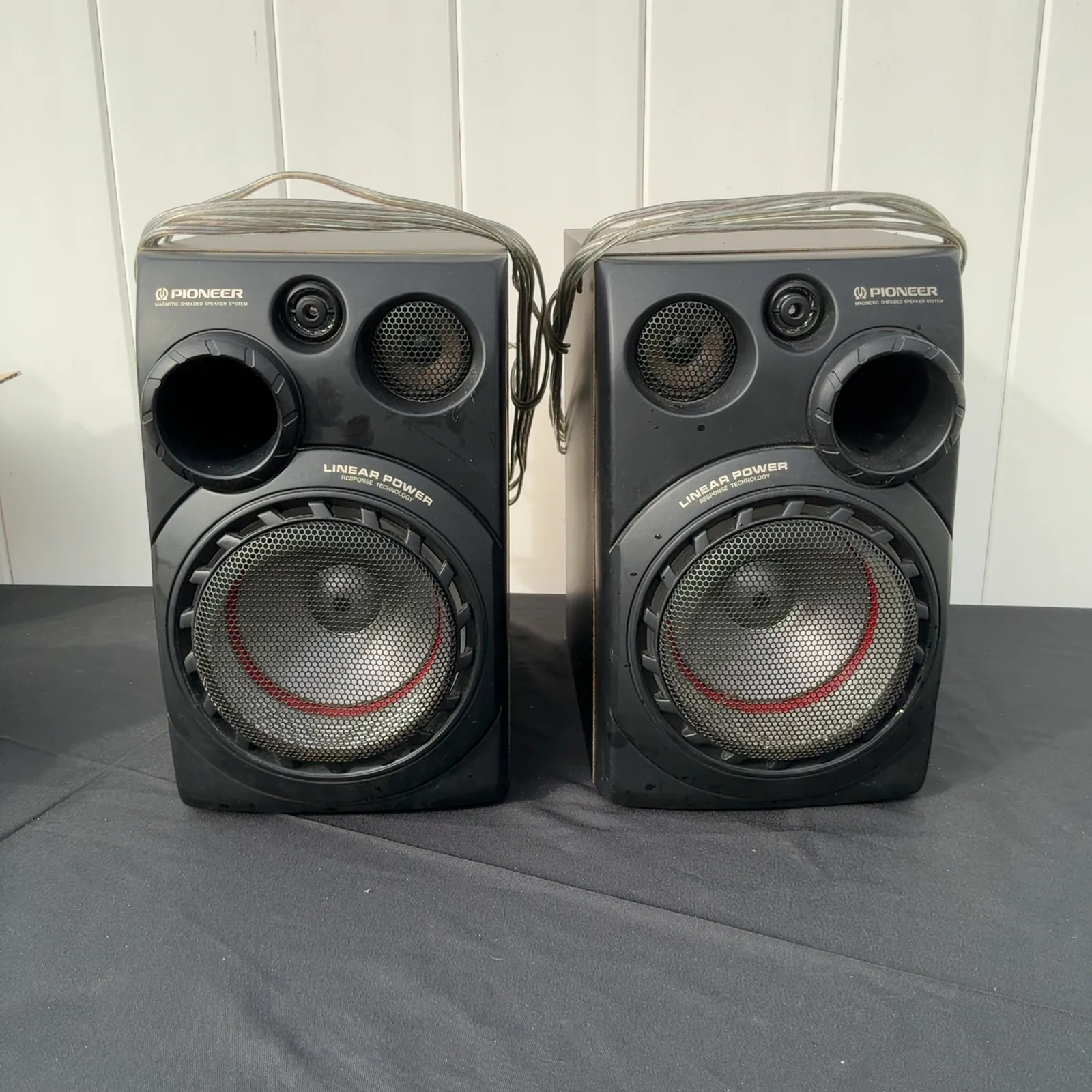 Pioneer Linear Power Bookshelf Speaker Pair