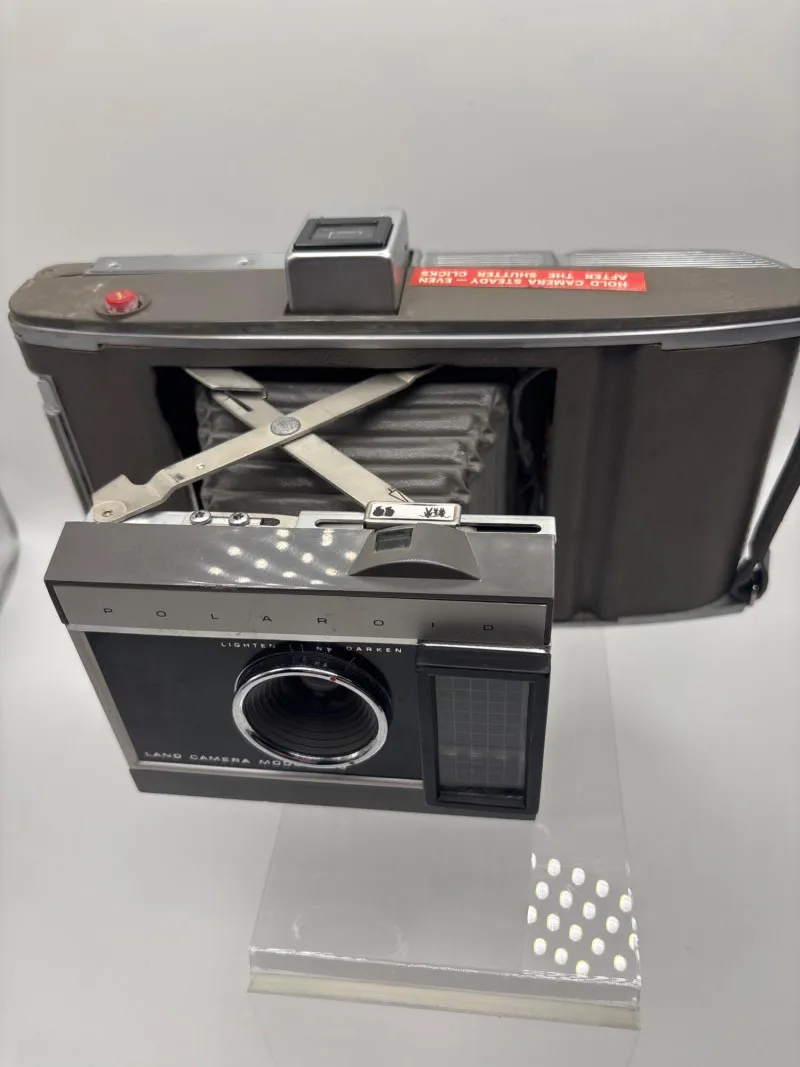 Vintage Polaroid Land Camera Model 360 Folding Instant Camera - Spring Treasure Auction – Vintage Finds & New-In-Box Surprises. | Ocean Bid Auction