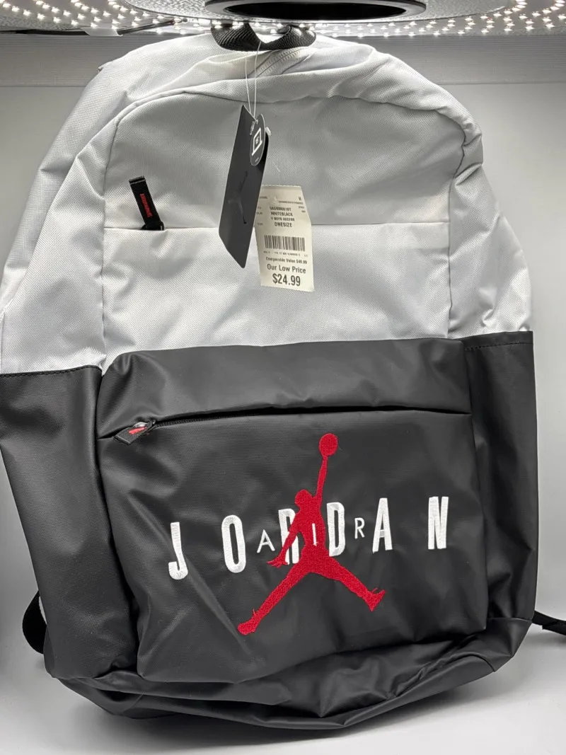 1 Nike Air Jordan Backpack White Black w/ Red Jumpman Logo NWT - Spring Treasure Auction – Vintage Finds & New-In-Box Surprises. | Ocean Bid Auction