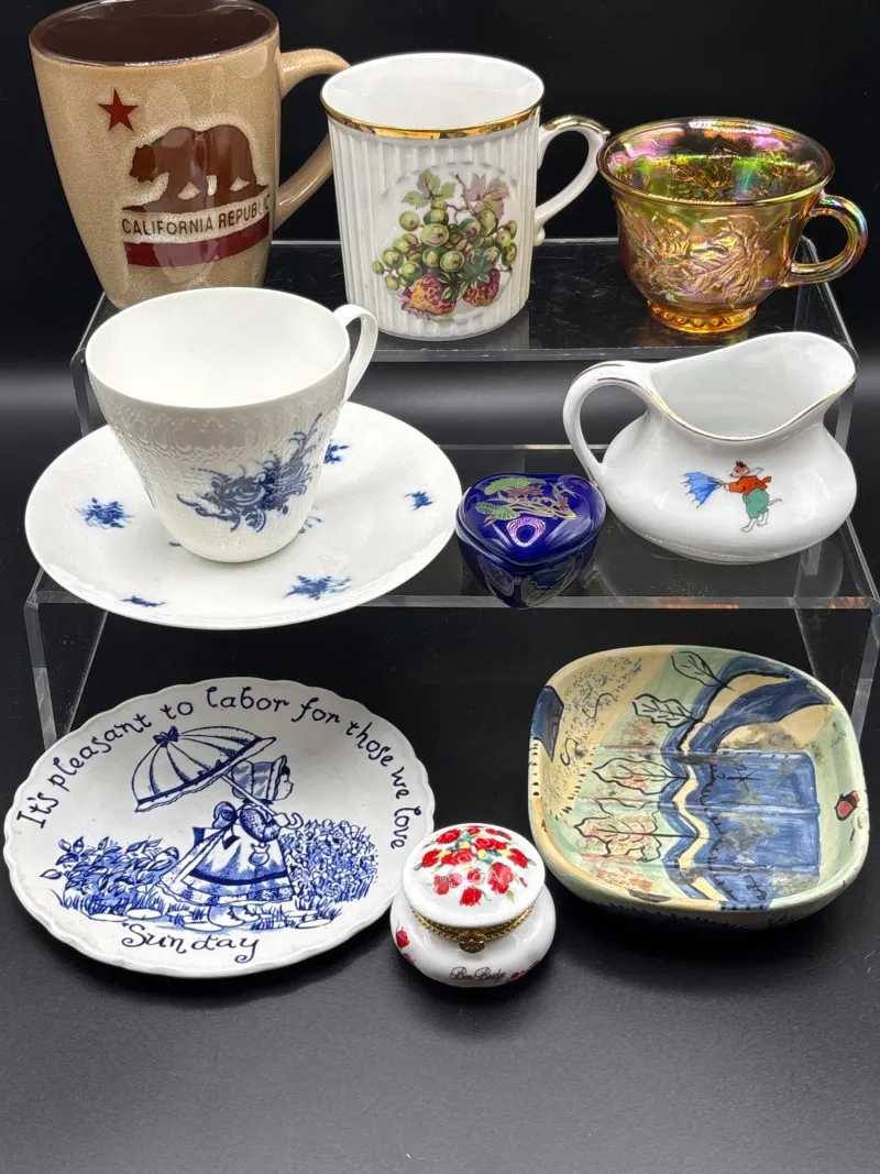 Vintage Teacup & Mini Dish Lot Czechoslovakia Bassett Lustre Cup - Spring Treasure Auction – Vintage Finds & New-In-Box Surprises. | Ocean Bid Auction