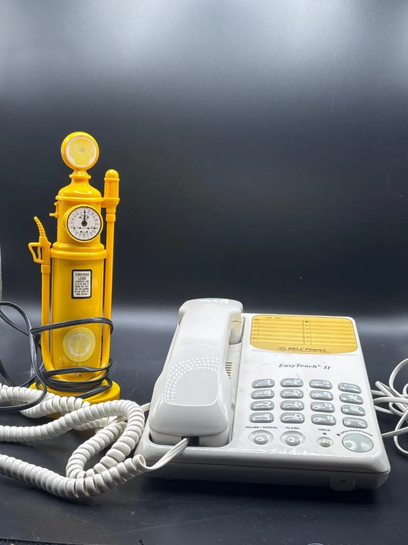 Vintage Shell Gas Pump Telephone Novelty Phone + Desk Phone - Spring Treasure Auction – Vintage Finds & New-In-Box Surprises. | Ocean Bid Auction