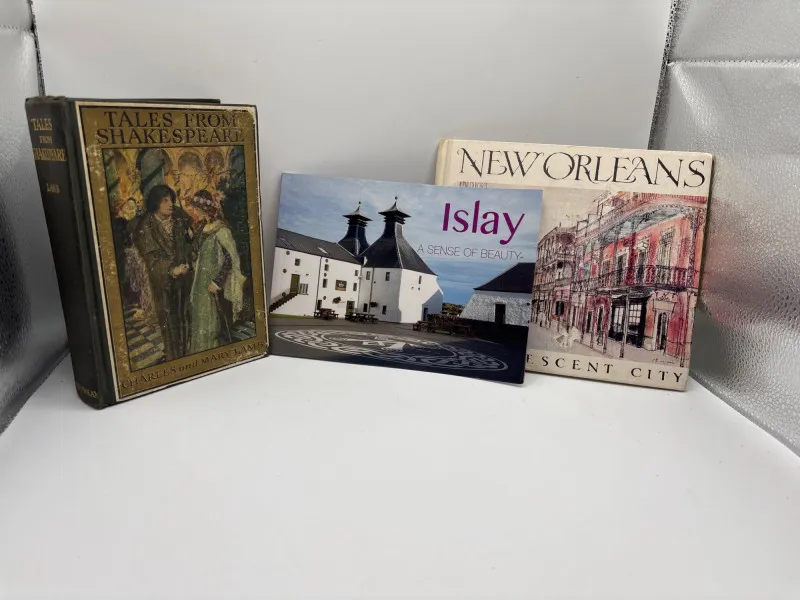 Mixed Book Lot Raggedy Ann Shakespeare Travel Antique Arms - Spring Treasure Auction – Vintage Finds & New-In-Box Surprises. | Ocean Bid Auction