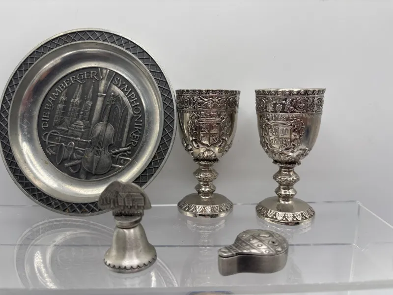 Vintage Pewter Lot Goblets Plate Frames Bell Balloon Trinket - Spring Treasure Auction – Vintage Finds & New-In-Box Surprises. | Ocean Bid Auction