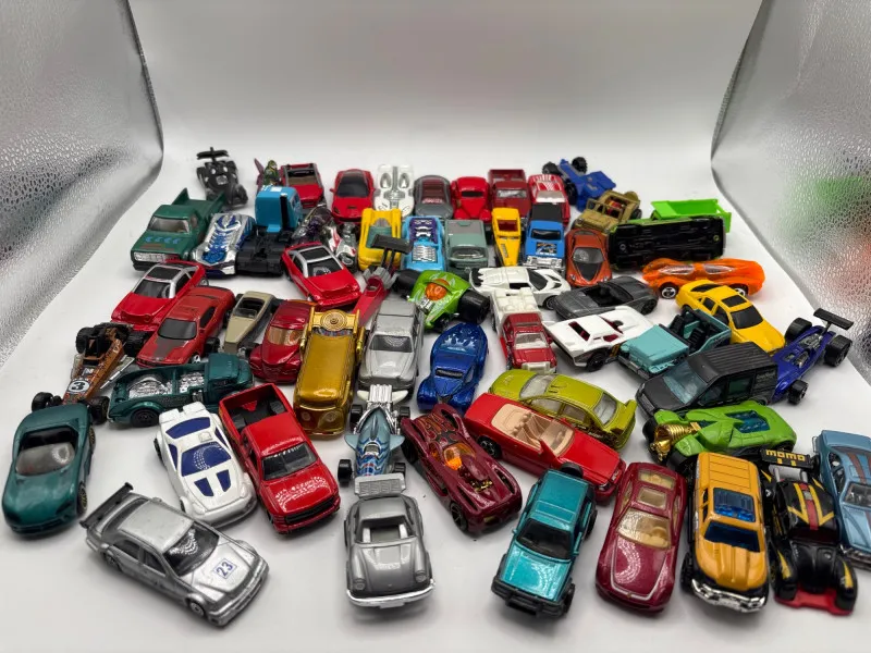 Hot Wheels & Matchbox Grab Bag Lot ~45 Die Cast Toy Cars Mixed - Spring Treasure Auction – Vintage Finds & New-In-Box Surprises. | Ocean Bid Auction