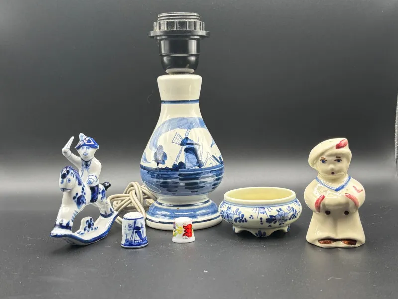 Delft Lamp & Shawnee Sailor Boy Shaker Lot - Spring Treasure Auction – Vintage Finds & New-In-Box Surprises. | Ocean Bid Auction