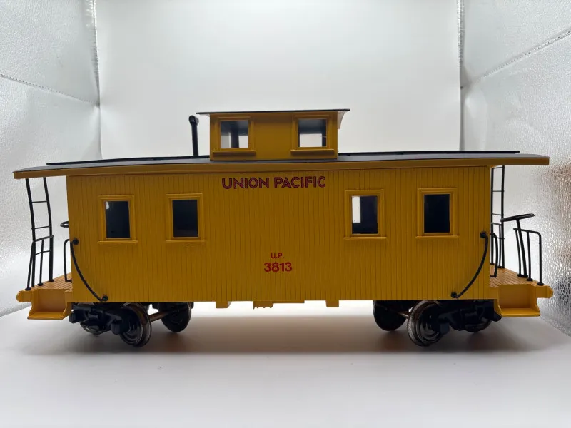 Bachmann Big Haulers Union Pacific Caboose w/ Box G Scale - Spring Treasure Auction – Vintage Finds & New-In-Box Surprises. | Ocean Bid Auction