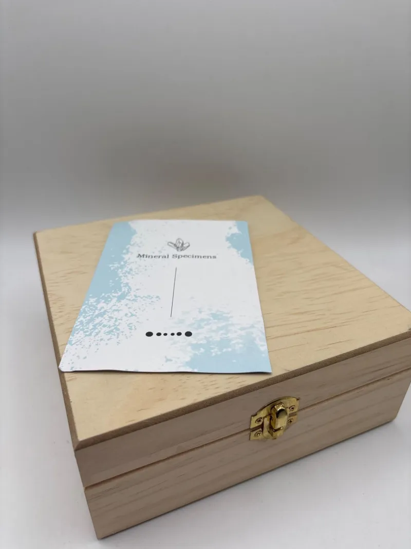 25 Mineral Crystal Specimen Collection Box w/ Glass Domes Set - Spring Treasure Auction – Vintage Finds & New-In-Box Surprises. | Ocean Bid Auction