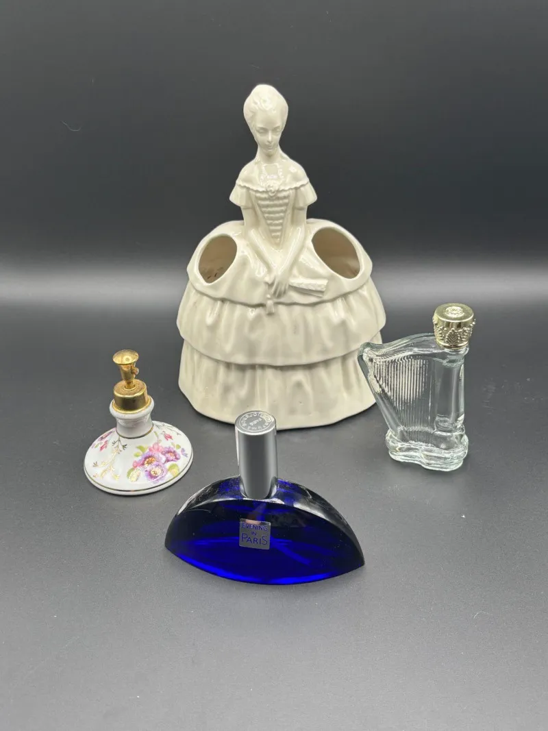 Vintage Perfume Bottles & Southern Belle Planter Lot - Spring Treasure Auction – Vintage Finds & New-In-Box Surprises. | Ocean Bid Auction