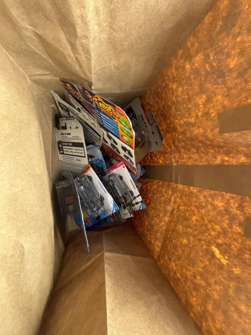 Hot Wheels & Matchbox Grab Bag – 12+ Carded Die Cast Cars Per Lot 1 - Spring Treasure Auction – Vintage Finds & New-In-Box Surprises. | Ocean Bid Auction