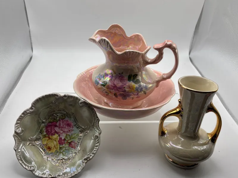 Vintage Lusterware Porcelain Lot Pitcher Vase Pedestal Bowl Dish - Spring Treasure Auction – Vintage Finds & New-In-Box Surprises. | Ocean Bid Auction