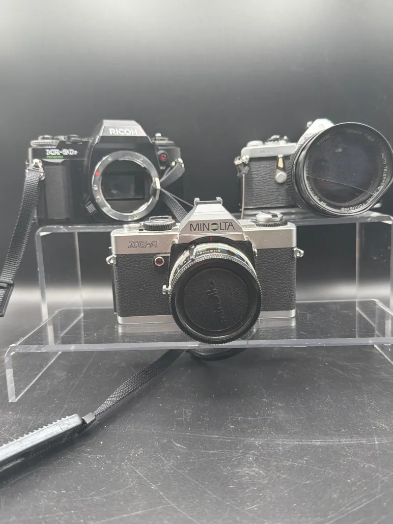 Vintage SLR Camera Lot Pentax Ricoh Minolta 35mm Film Cameras - Spring Treasure Auction – Vintage Finds & New-In-Box Surprises. | Ocean Bid Auction