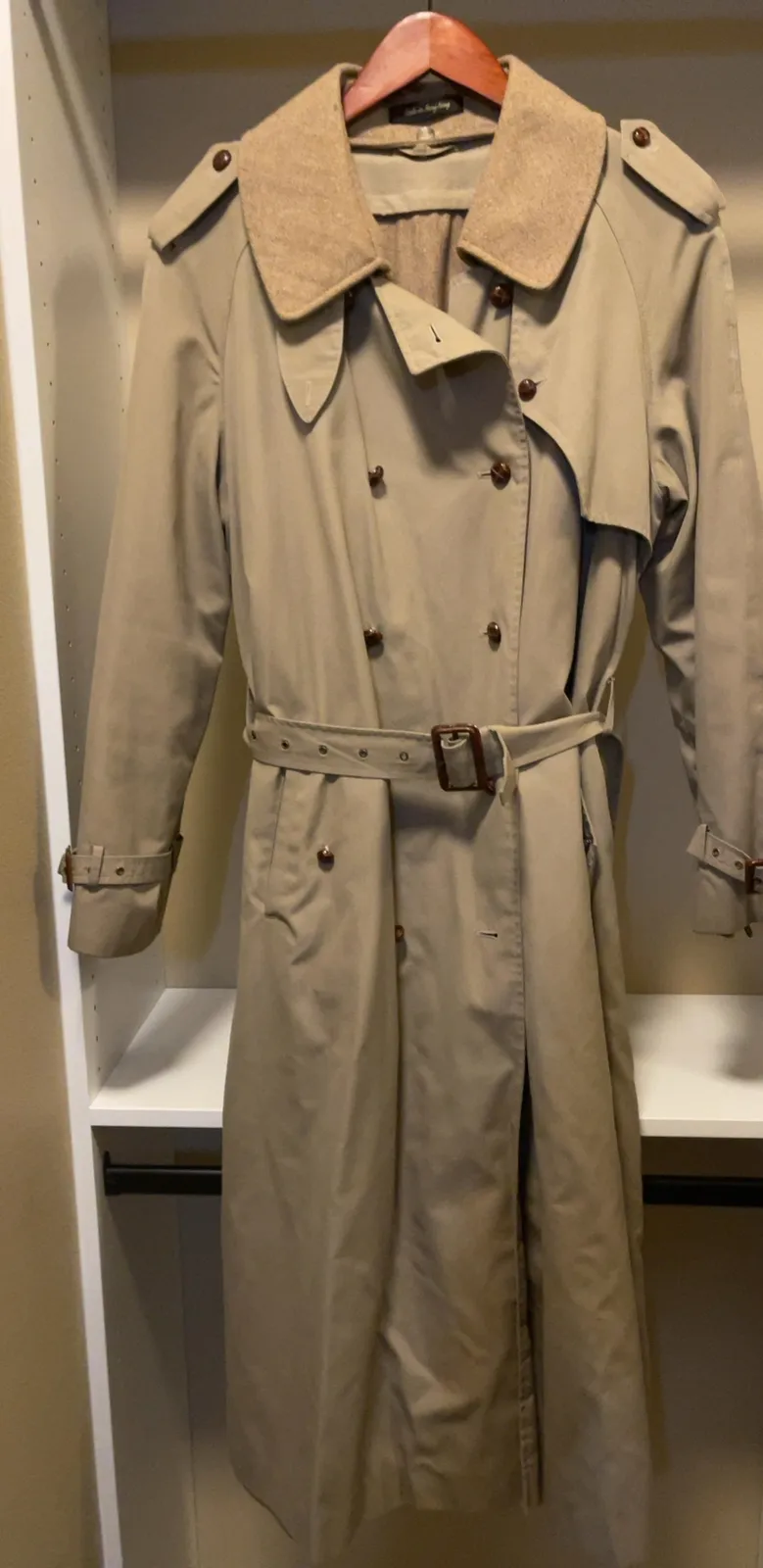 Vintage Downpour Trench Coat - Classic Style